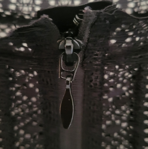 🖤 Victoria’s Secret Black Lace Top – Sexy & Elegant Women's Blouse - Picture 3 of 7